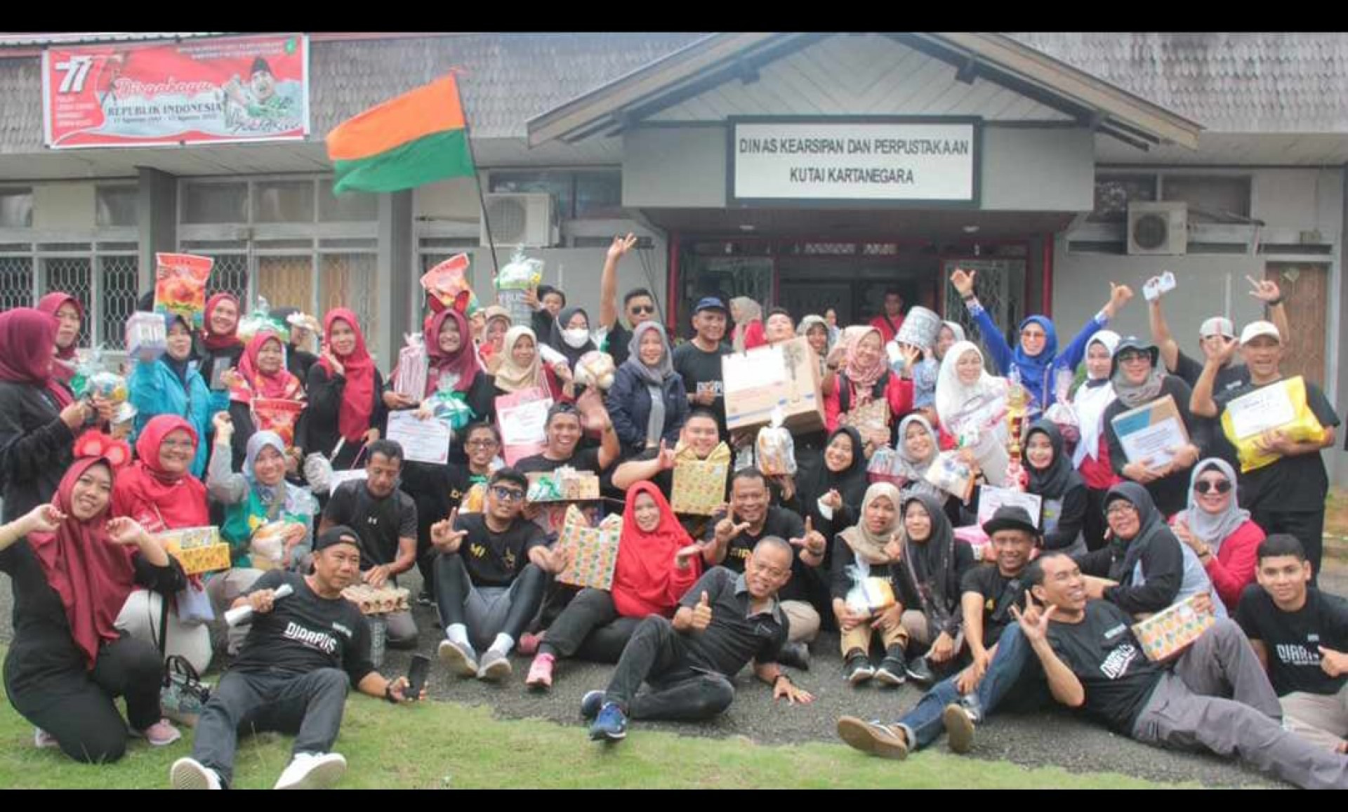 Sosialisasi Pustaka Borneo