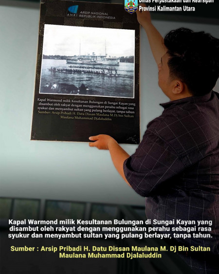 Poto Arsip Kapal Warmond di Sungai Kayan